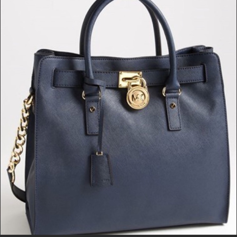 Michael Kors Navy Excellent Cond Large Hamilton Tote/ MK Dust Bag included - Picture 1 of 16